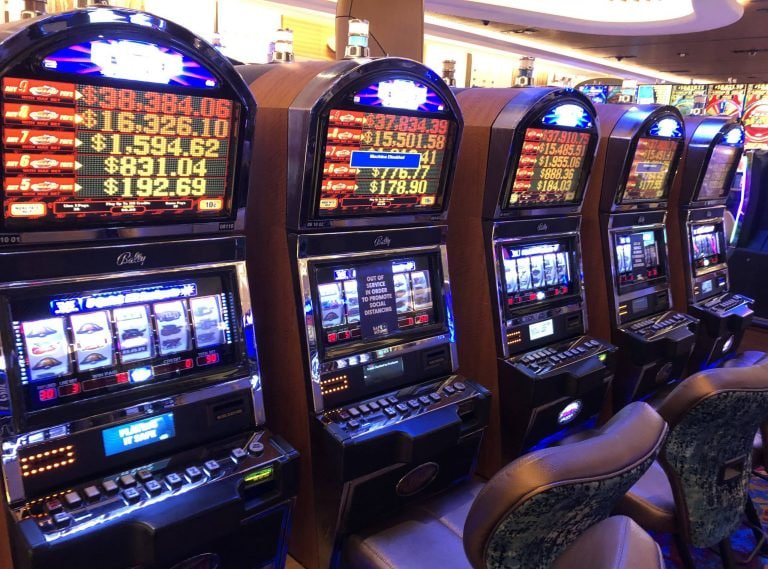 Asia Gaming live-dealer table showing multiple camera feeds and betting interface on 22crown login